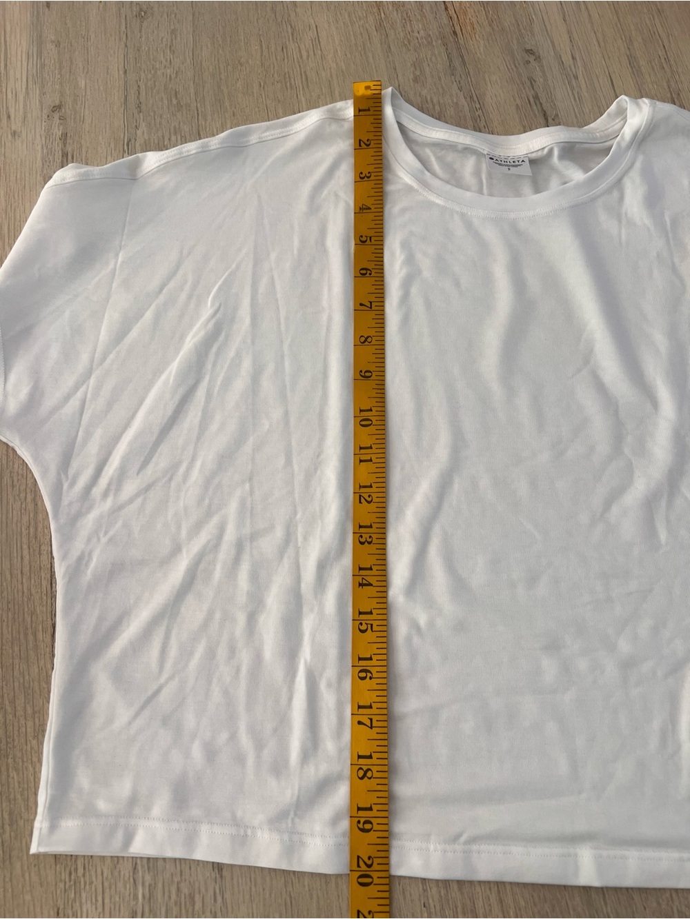 ATHLETA Women's With Ease Crop Relaxed Tee Shirt White-Size Small New - Picture 9 of 9
